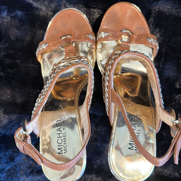 Micheal by Micheal Kors Tan leather high heel wedge Sandals Size 8M - Picture 5 of 7